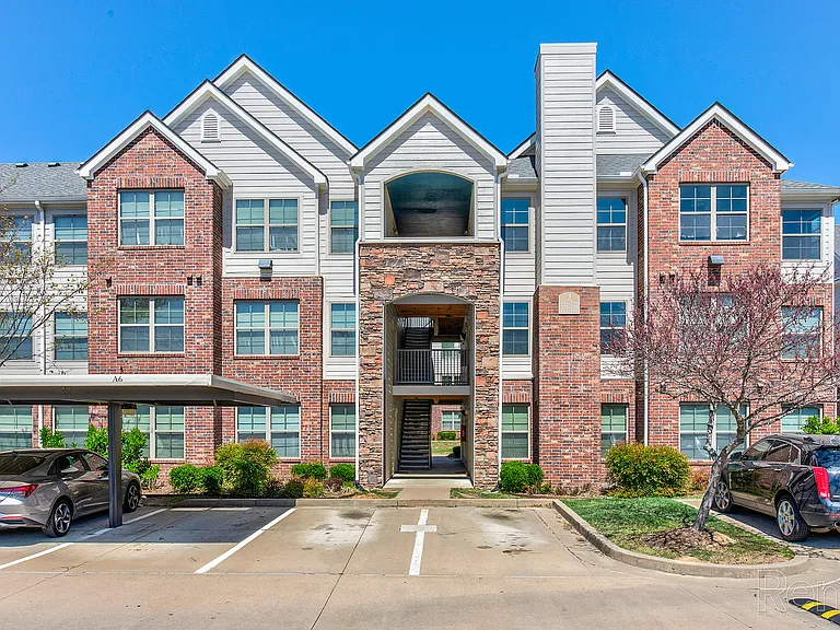 Centerstone Apartments — Photo 26