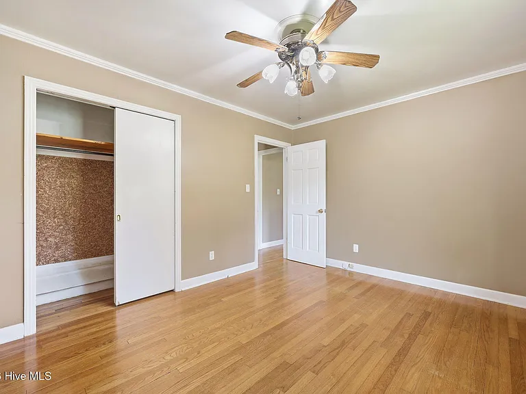 1760 John Small Ave — Photo 36