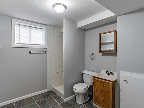 4th image of 11614 Westwood Ln