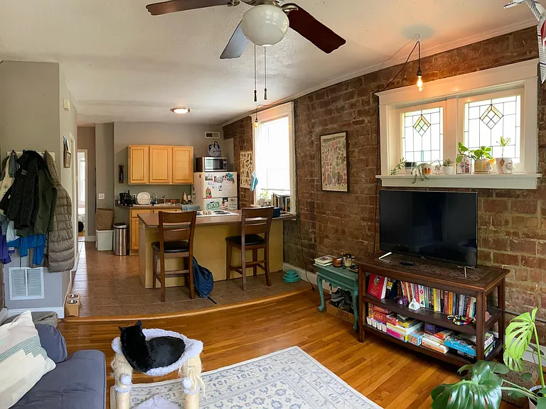 2130 Maury Ave — Photo 9