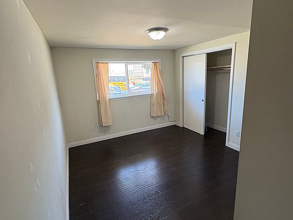 2nd image of 368 Eastmoor Ave #A