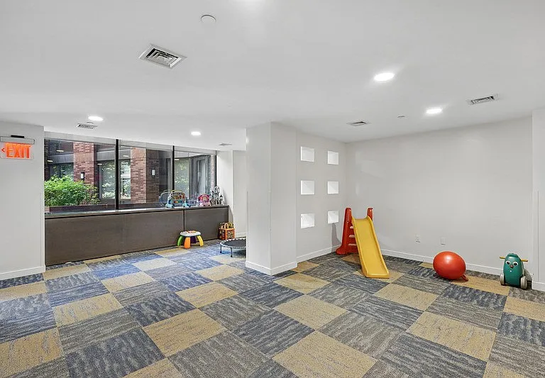 3260 Henry Hudson Pkwy E #7H — Photo 12