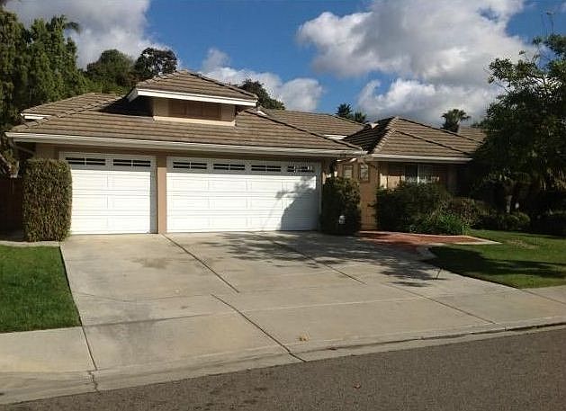 1st image of 318 Moonstone Bay Dr