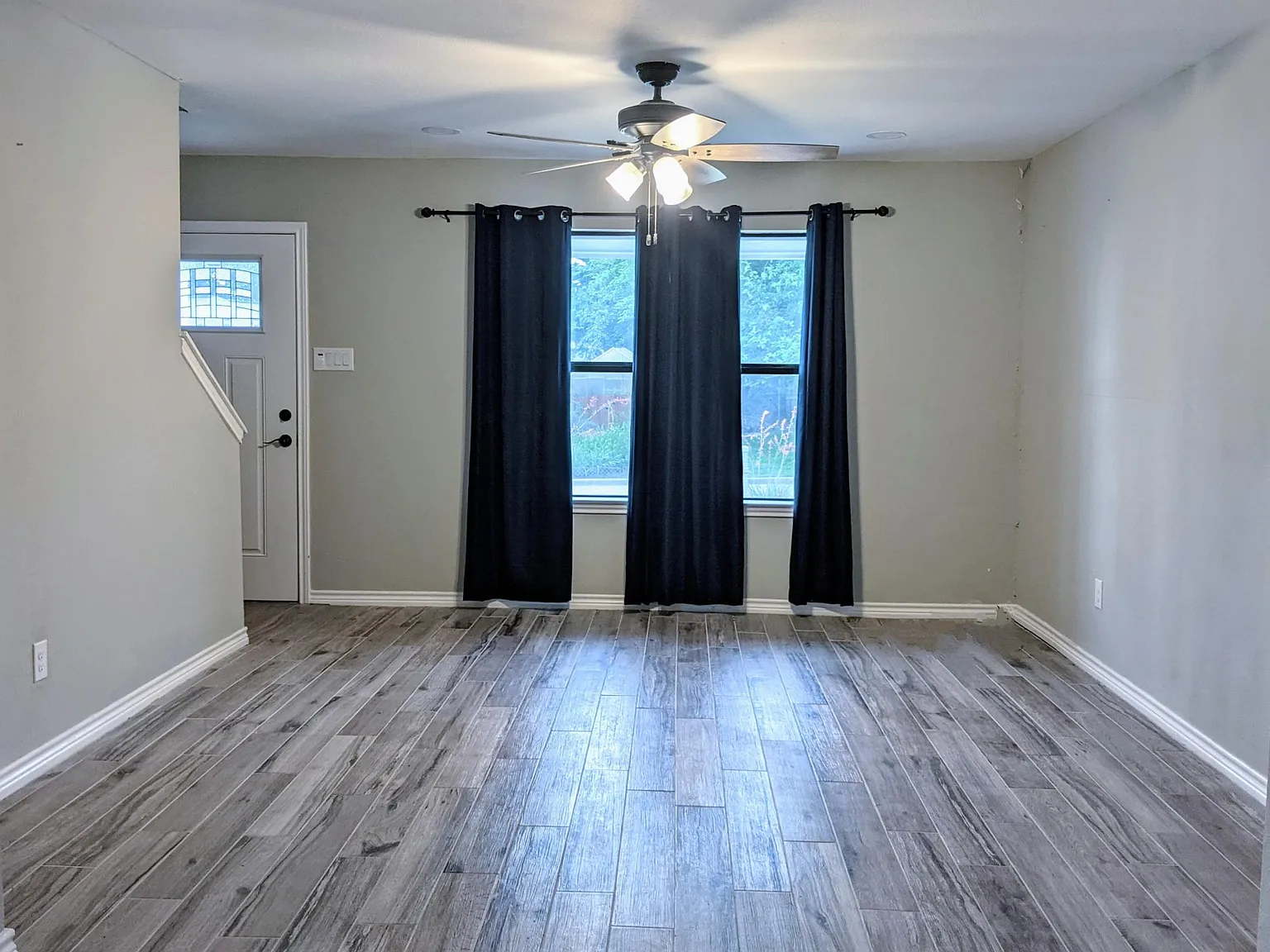4 bed, 1731 sqft, $2,200 — Photo 3