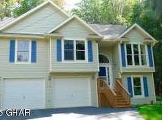 Mink Springs Ct, Drums, PA 18222