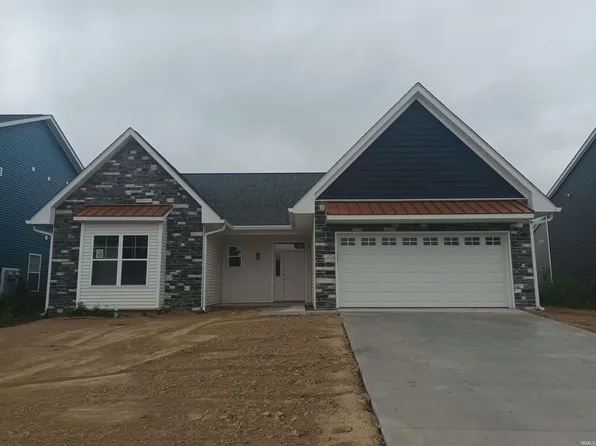 8164 S Prestwick Dr, Newberry, IN 47449
