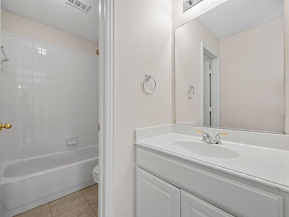 5th image of 3532 Thorp Springs Dr