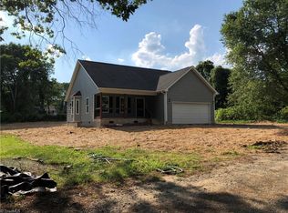 4807 Troxler Rd, Greensboro, NC 27405