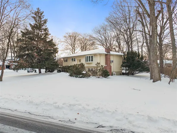 75 Freedman Avenue, Nanuet, NY 10954