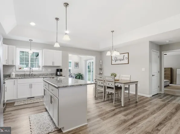 9906 Southpointe Xing, Seaford, DE 19973