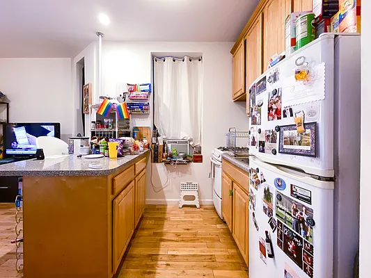 Rented by Compass | media 14