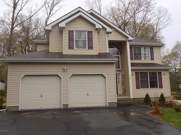 2nd image of 1167 Park Dr