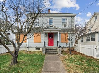 243 Flax Hill Rd, Norwalk, CT 06854