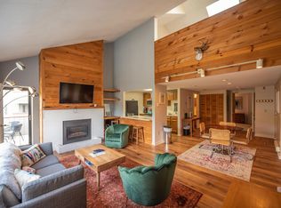 337L Handle Rd, West Dover, VT 05356