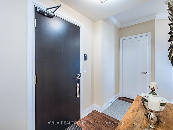 4th image of 2 Anndale Dr Unit 2708