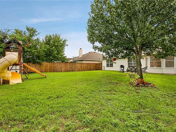 5th image of 103 Emma Lynn Ln