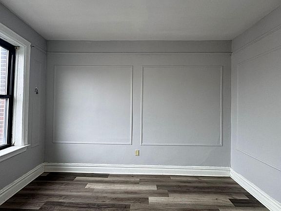 3rd image of 319 Summit Ave APT 17