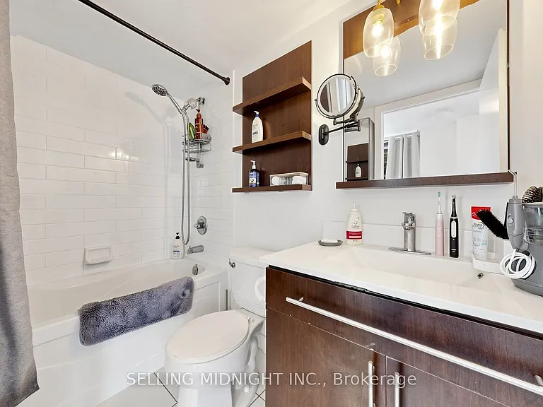 80 Western Battery Rd #307 — Photo 19