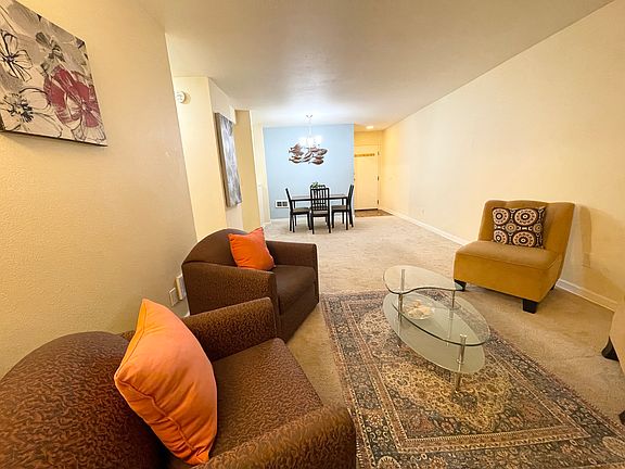 2nd image of 14645 NE 34th St APT C-1