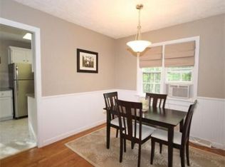 11 Amherst Rd, Hopkinton, MA 01748