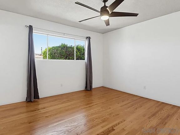 5th image of 772 Applewood Dr