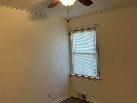 5th image of 2723 N Glenwood St