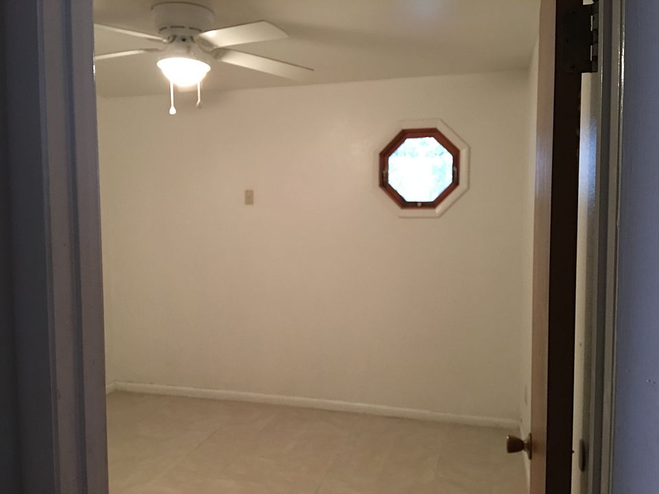 1st image of 4479 S 4485 Graber Dr