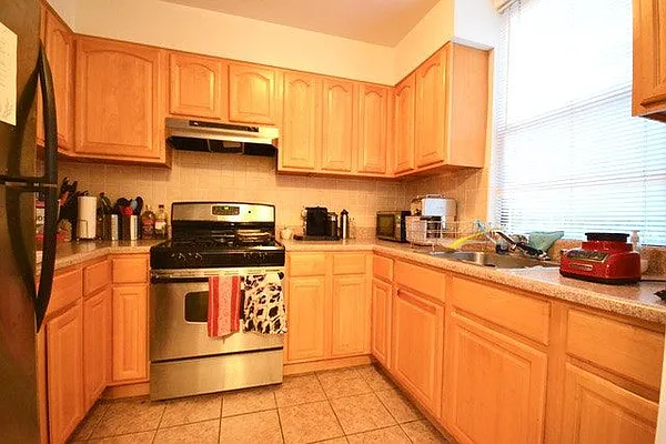 Rented by Bold New York | media 9