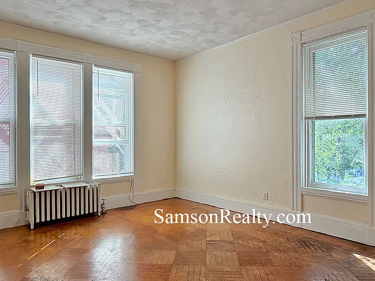 57 Vernon St #2 — Photo 9