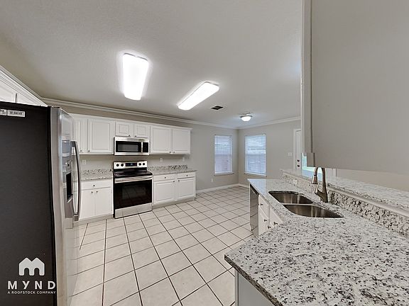 4th image of 1152 Trinity Trl