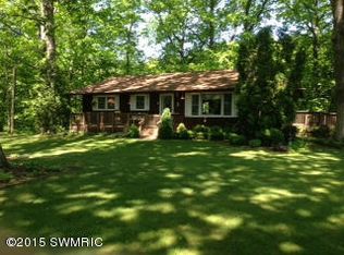 3217 Chabot Rd, Benton Harbor, MI 49022