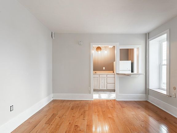 5th image of 2280 Annabelle St Unit 6