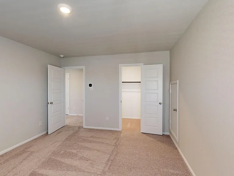 405 Wydown Dr — Photo 15