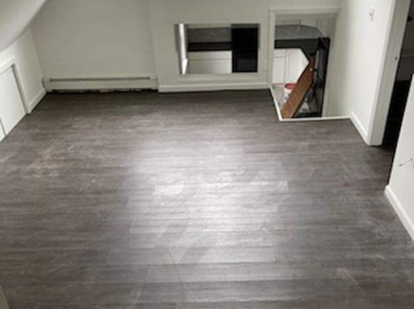 17 Saw Mill River Rd #3