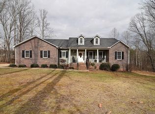 1522 Musket Dr, Catawba, NC 28609