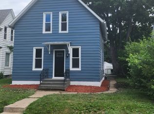 1718 11th St, Moline, IL 61265