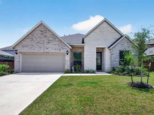29014 Red Loop Dr, New Caney, TX 77357