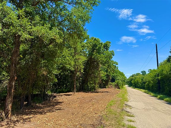 5th image of 350 Indian Camp Rd