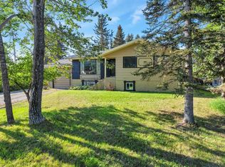 404 N 3rd Ave SW, Sundre, AB T0M 1X0