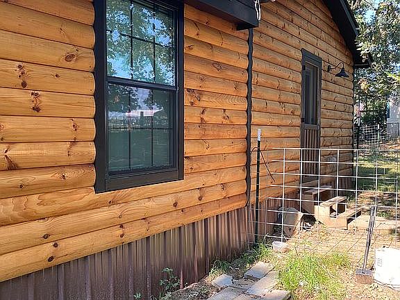 3rd image of 3191 County Road 140