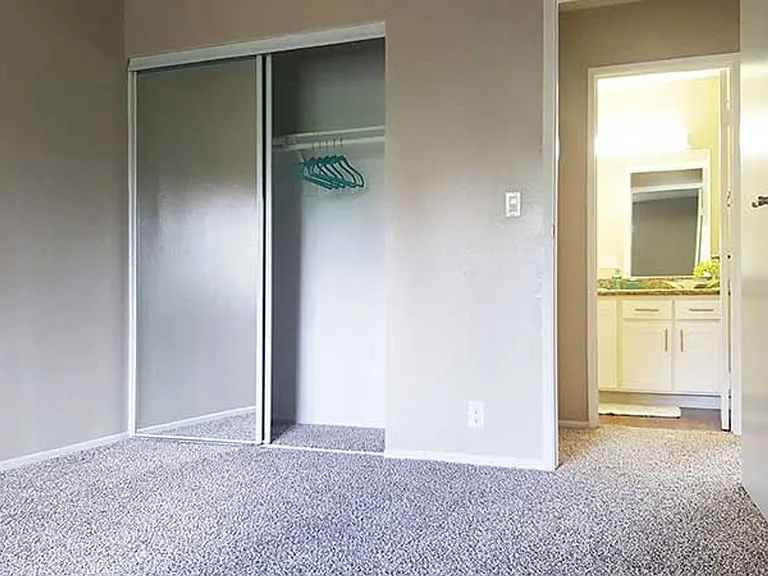 Shadow Mountain Apartments — Photo 14