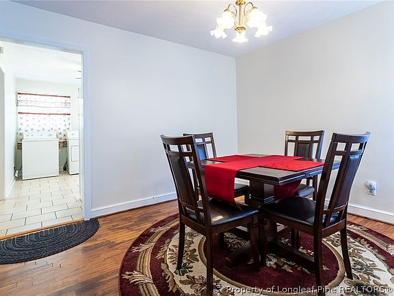 4th image of 816 Sandalwood Dr