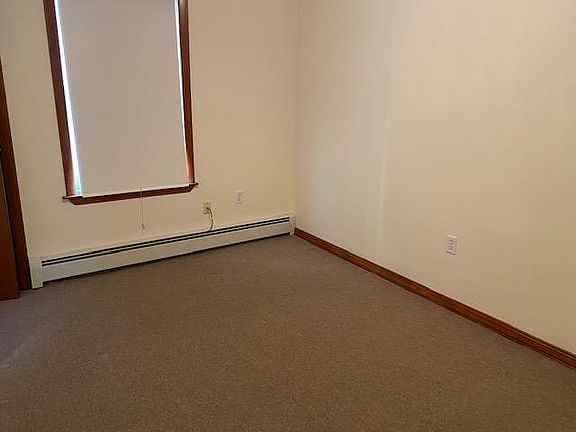 3rd image of 93 Lincoln St #2