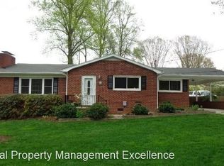 5907 Woodcrest Dr, Raleigh, NC 27603