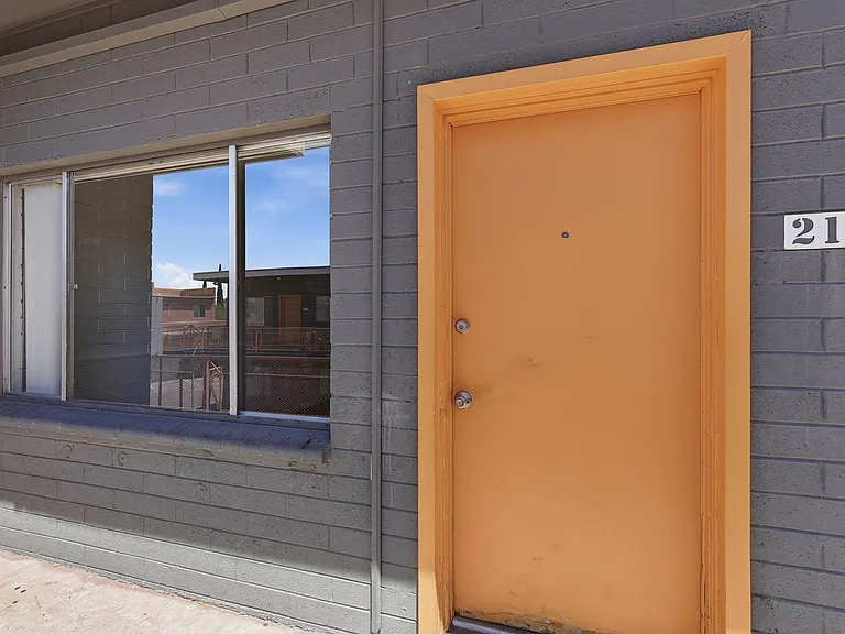 Alvernon811-835 — Photo 29