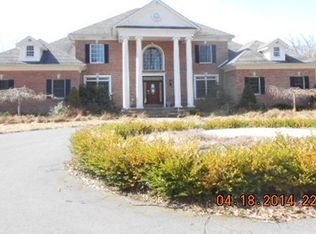 130 Nichecronk Rd, Dingmans Ferry, PA 18328