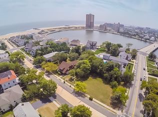 214 Euclid Ave, Loch Arbour, NJ