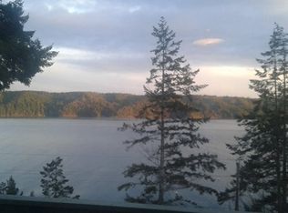 71 N Terrace Rd, Hoodsport, WA 98548