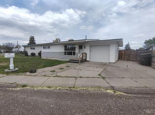 1150 N 9 E, Mountain Home, ID 83647