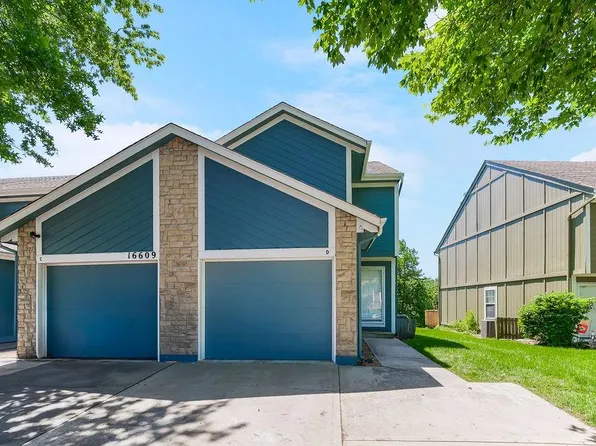 16609 E Gudgell Rd APT D, Independence, MO 64055